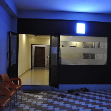 Jyothi Suites Tiruchirappalli المظهر الخارجي الصورة