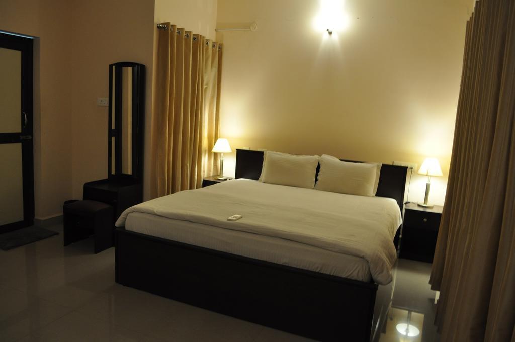 Jyothi Suites Tiruchirappalli المظهر الخارجي الصورة