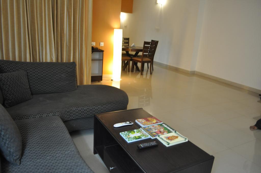 Jyothi Suites Tiruchirappalli المظهر الخارجي الصورة